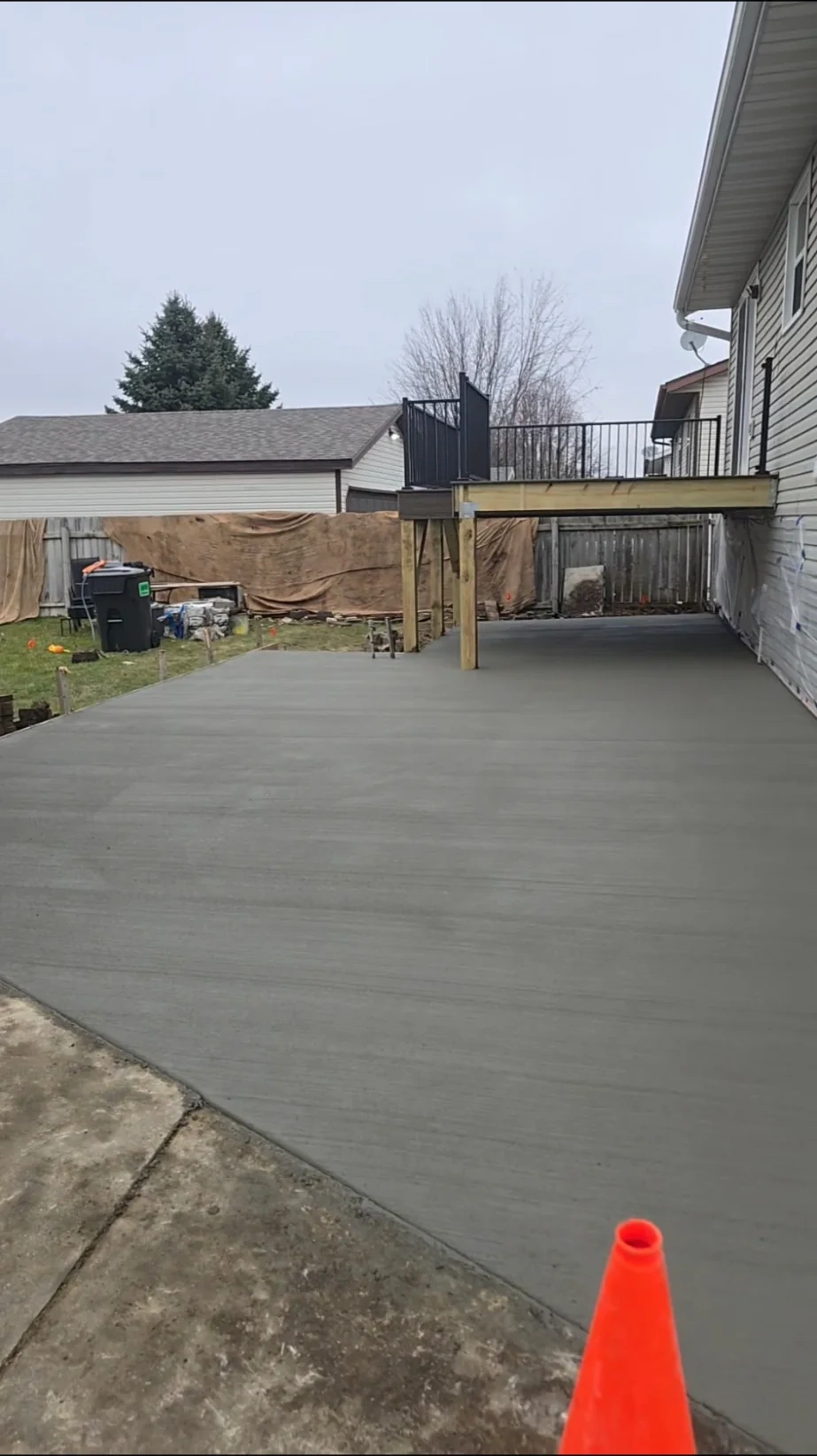 Contact Pouring Praises Custom Concrete